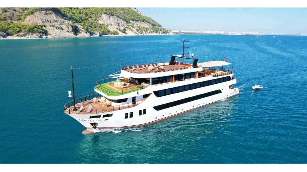 motoryacht limitless